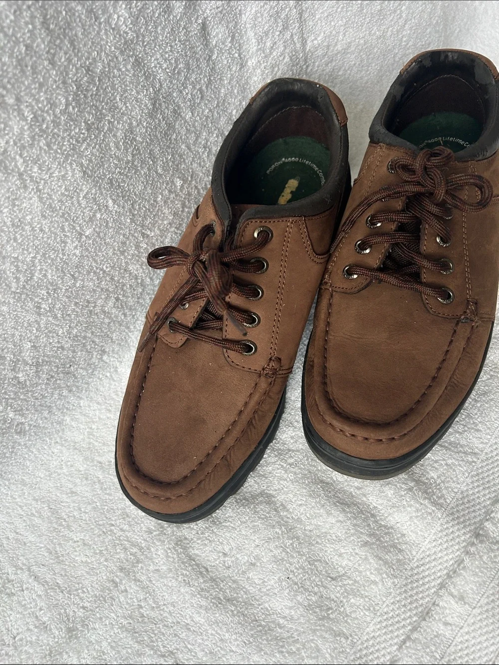 Men's Brown Boat Shoes with Lace-Up Comfort